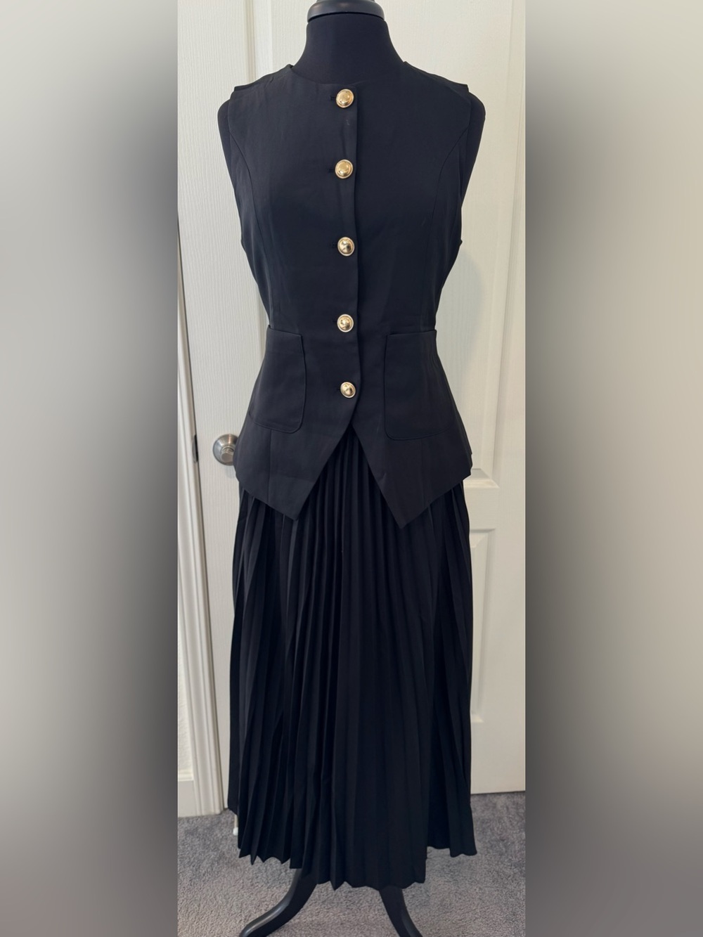 Black Sleeveless Two Piece Skirt Set Dress